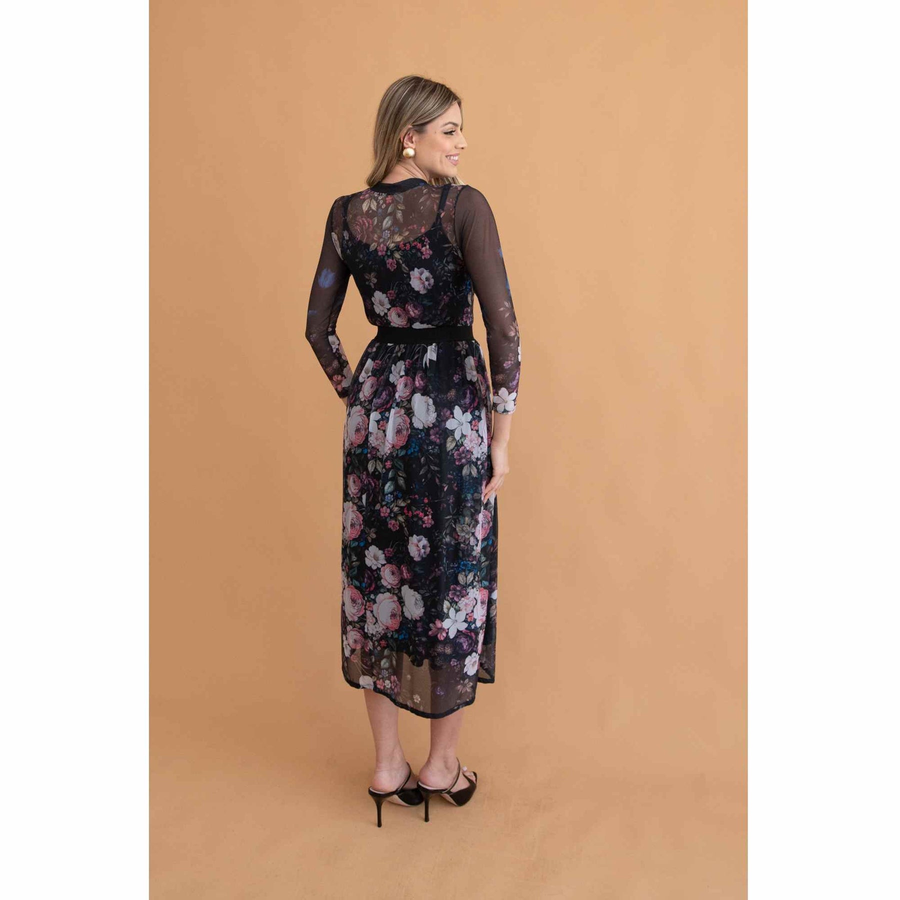 Conjunto July | Blusa tule + Saia tule mídi Preto